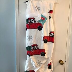 Disney Mickey Mouse Christmas throw blanket, NEW!